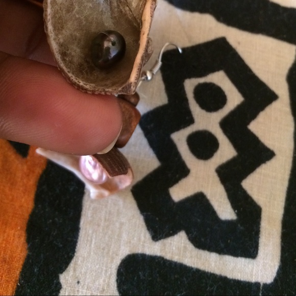 Beautiful Handmade Shell & Wood Earrings - Picture 3 of 3